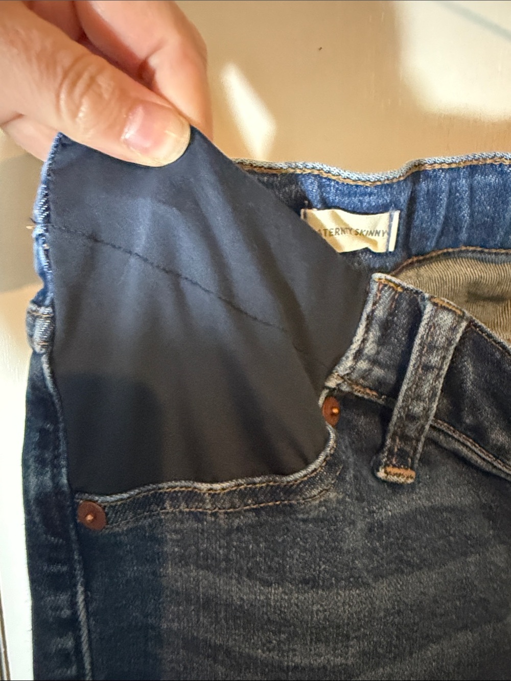 Madewell Blue Skinny Maternity Adjustable Stretch Panels - Picture 3 of 4